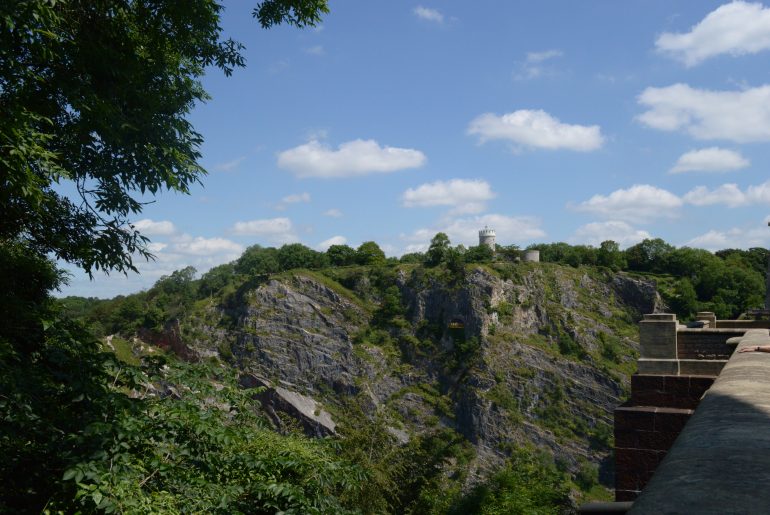 St Vincent's Rock mit Höhle
