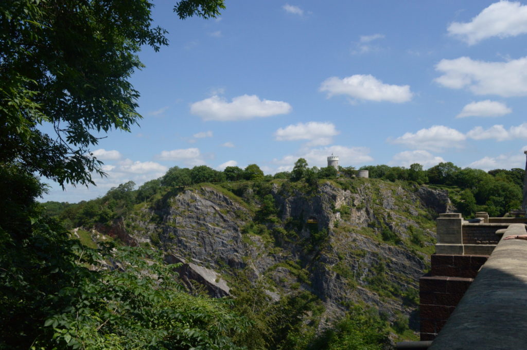 St Vincent's Rock mit Höhle