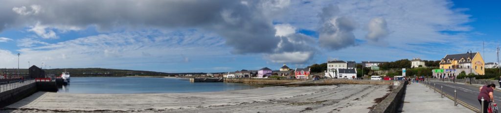 Strand am Anleger in Kilronan